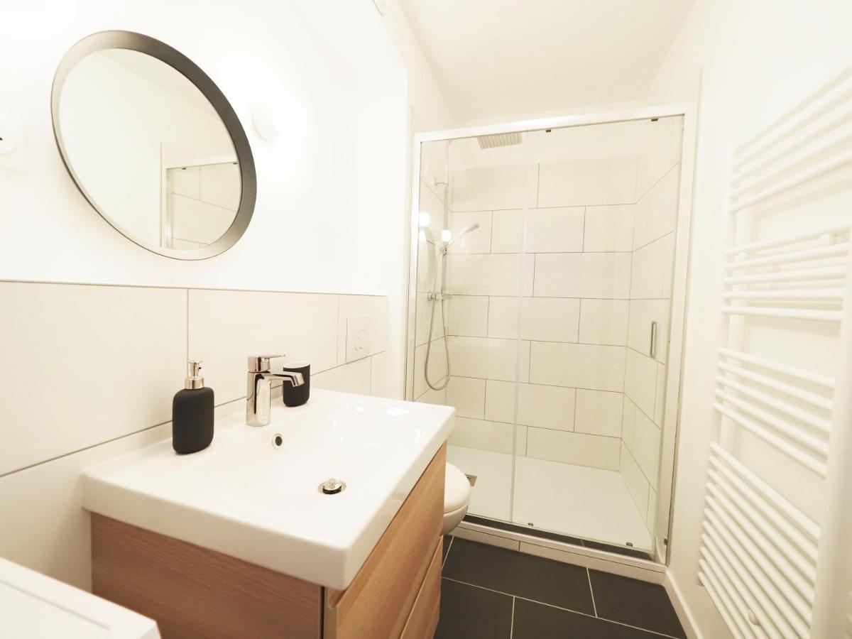 Stylish Sunrise : T3 Lumineux Au Coeur De Pau Apartamento Exterior foto